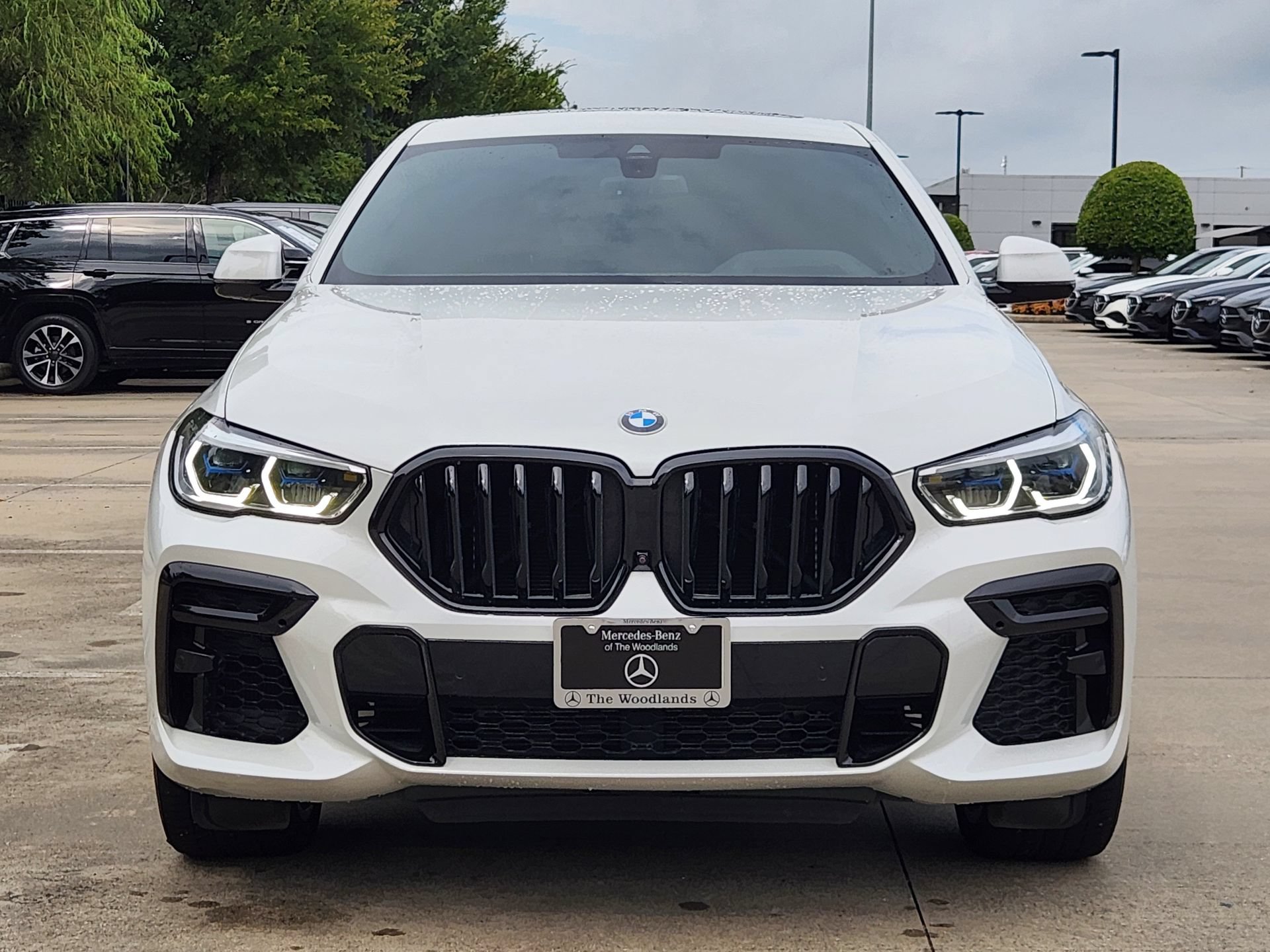 Used 2023 BMW X6 xDrive40i w/ Executive Package AWD/4WD image 4