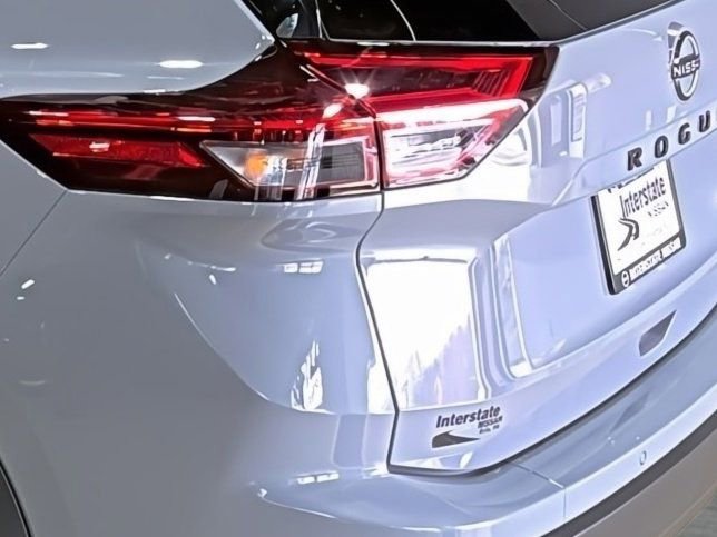 New 2026 Nissan Rogue SV AWD/4WD image 10