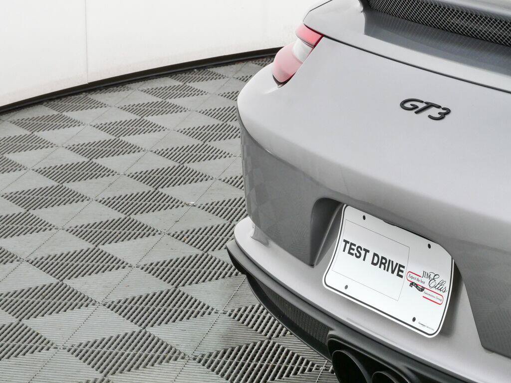 Used 2018 Porsche 911 GT3 RWD image 30
