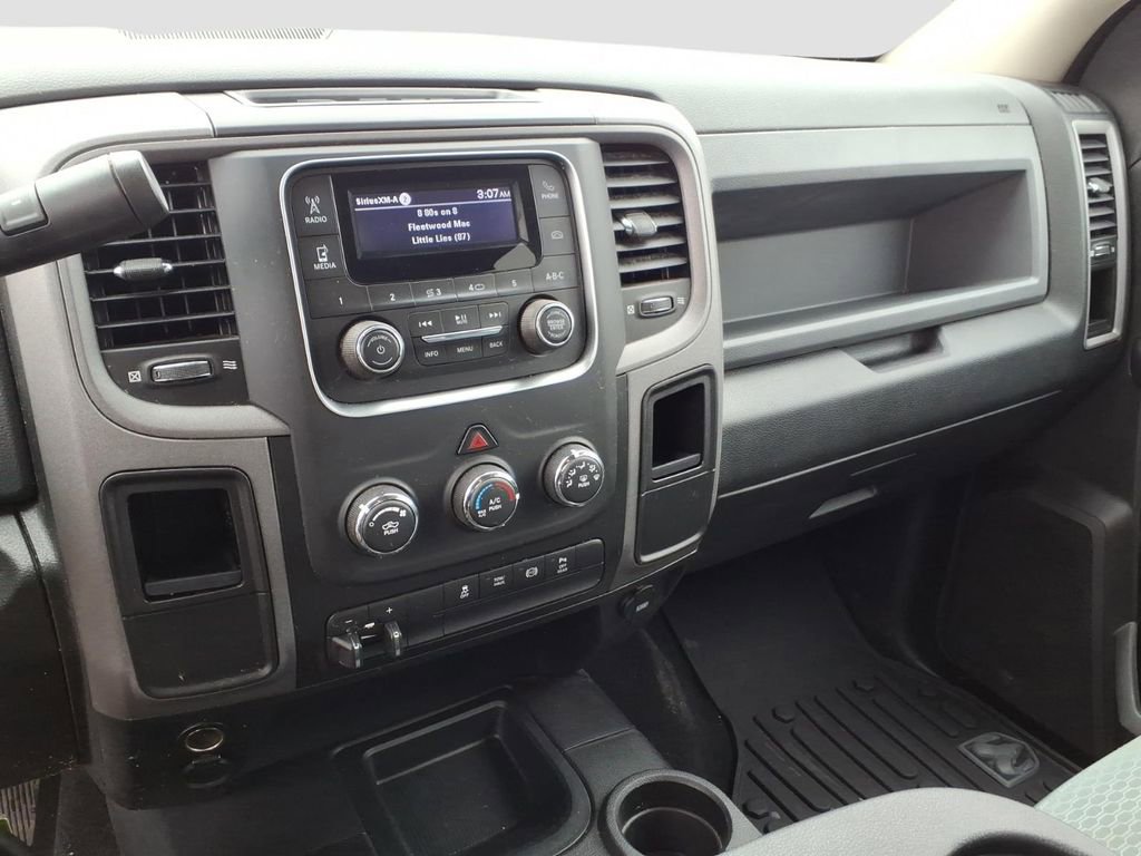 Used 2018 RAM 2500 Tradesman w/ Chrome Appearance Group image 25