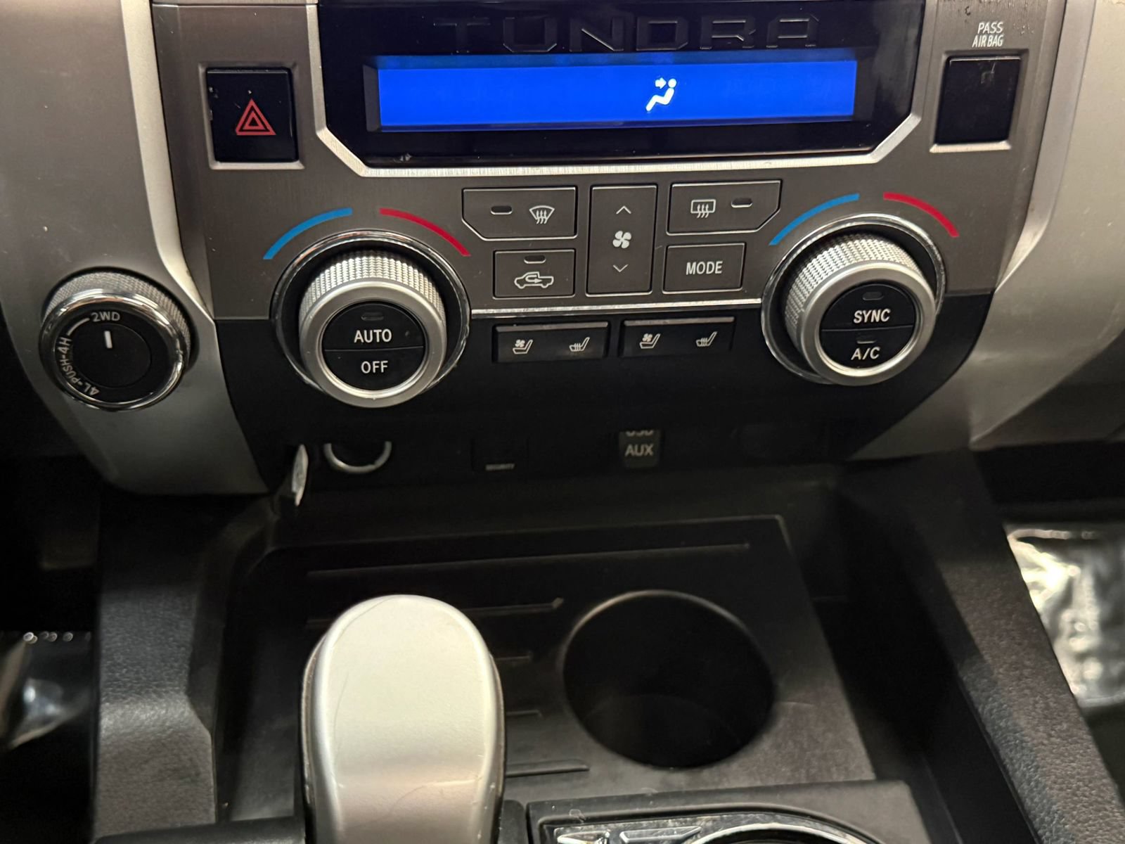 Used 2018 Toyota Tundra Platinum AWD/4WD image 33