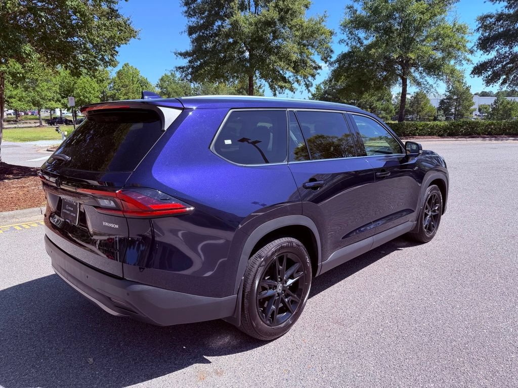 Used 2025 Toyota Grand Highlander AWD image 17