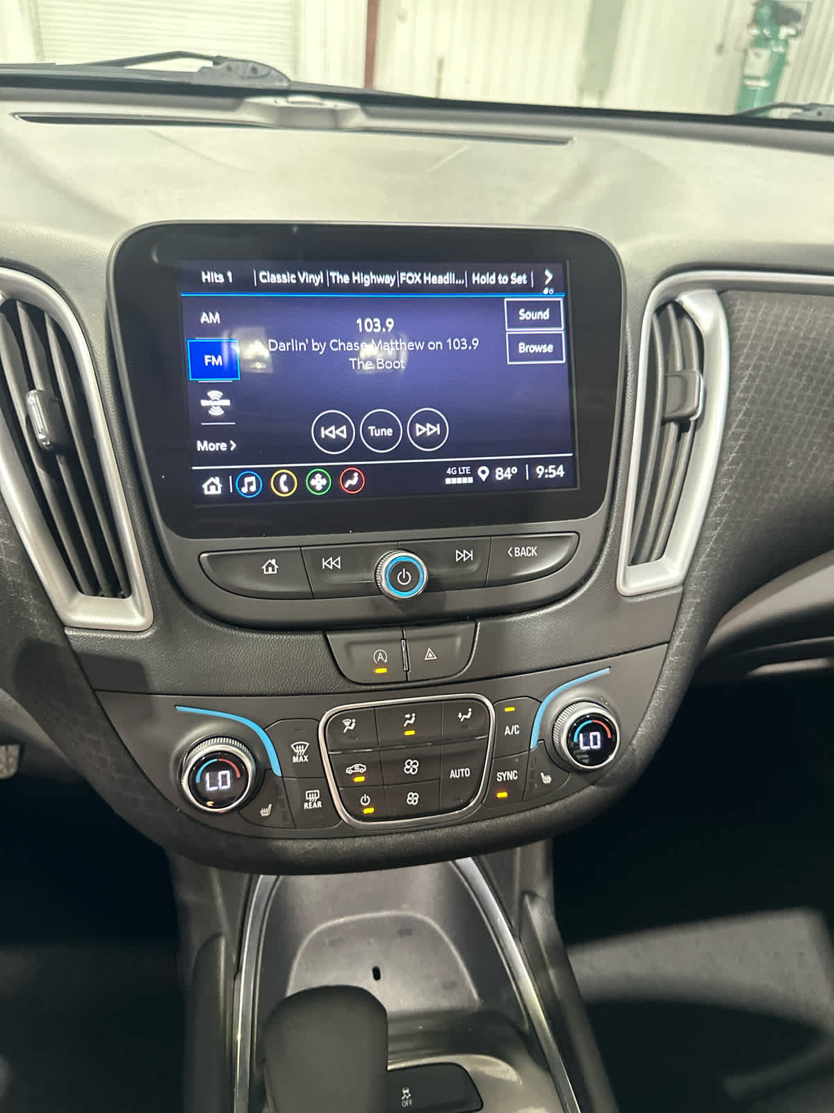 Used 2023 Chevrolet Malibu LT FWD image 18