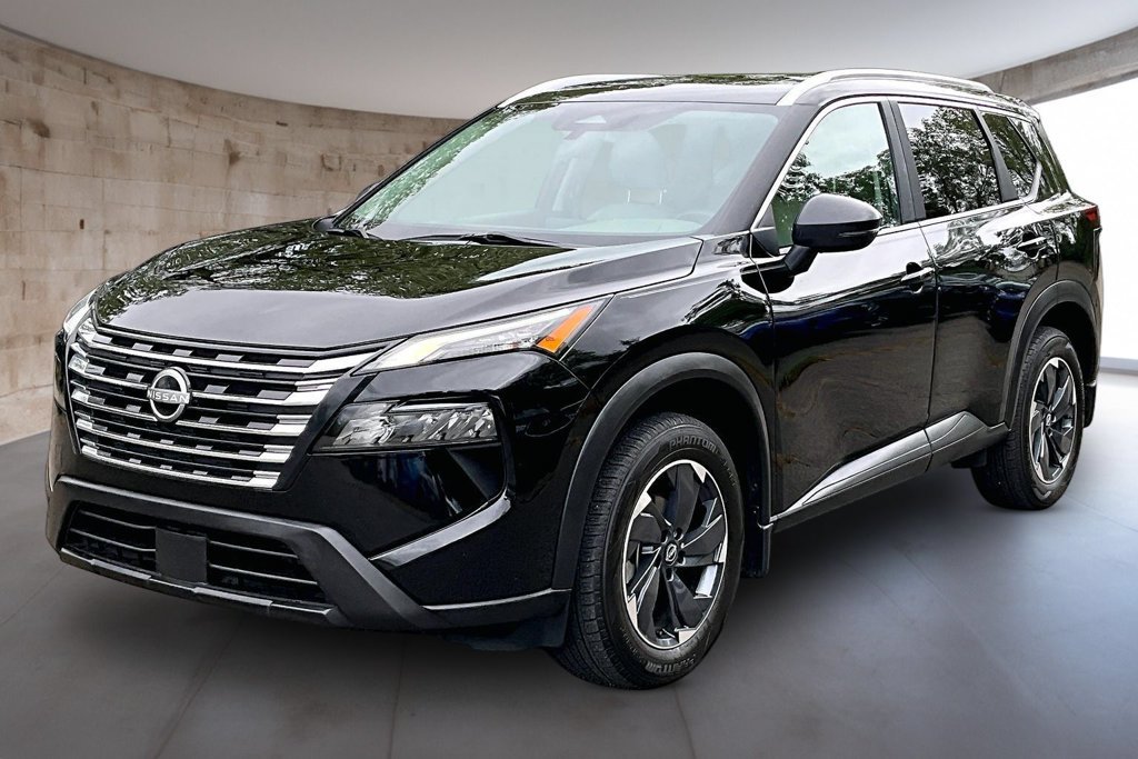 Used 2024 Nissan Rogue SV w/ SV Premium Package FWD image 13