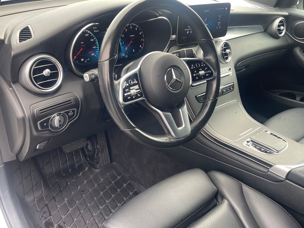 Used 2022 Mercedes-Benz GLC 300 4MATIC image 16