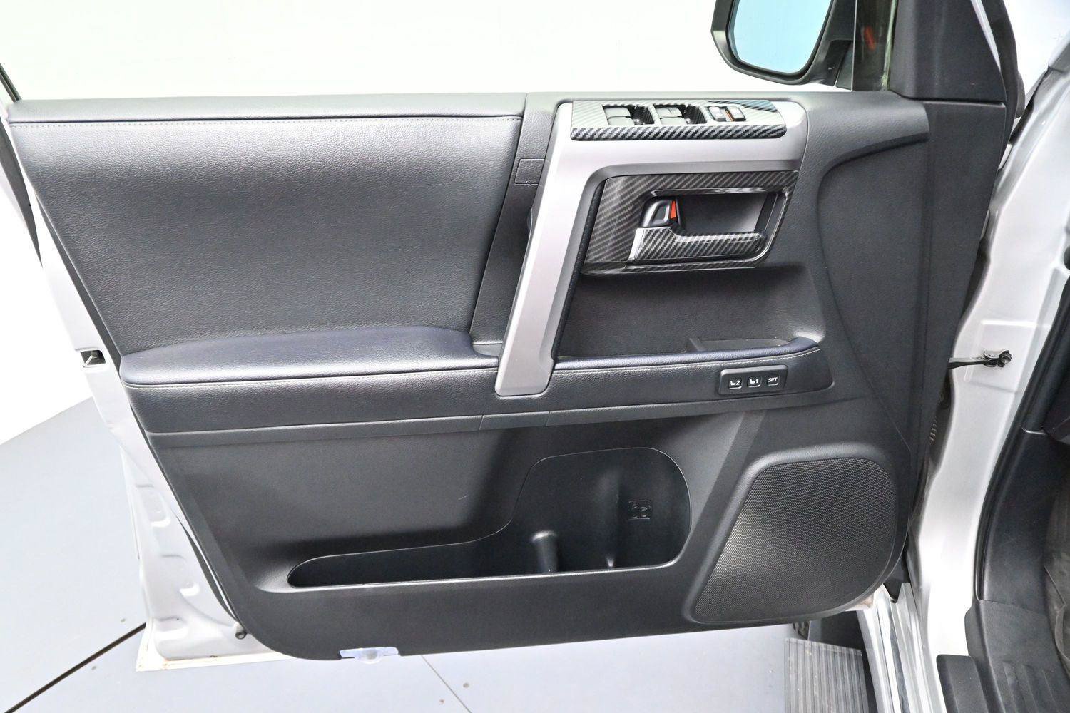 Used 2021 Toyota 4Runner Limited AWD/4WD image 12
