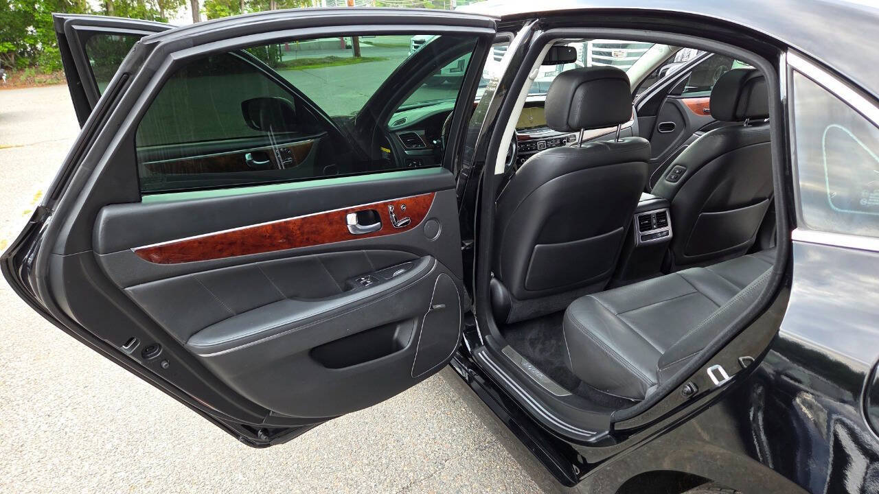 Used 2015 Hyundai Equus Signature RWD image 35