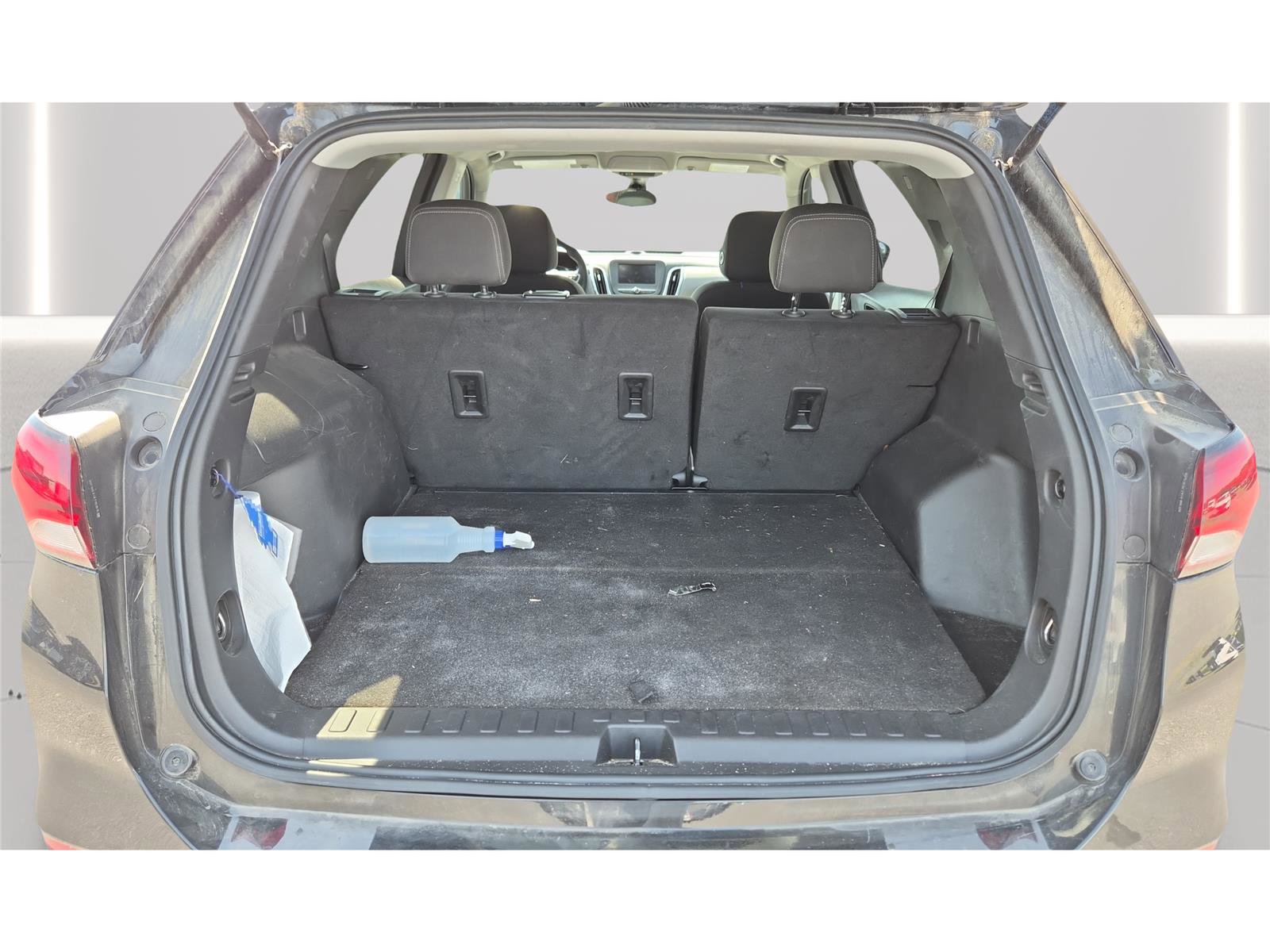 Used 2023 Chevrolet Equinox LS w/ LS Convenience Package FWD image 9