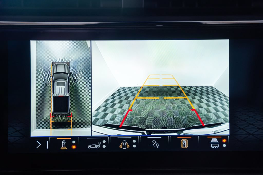 Used 2024 GMC Sierra 1500 Denali Ultimate AWD/4WD image 53