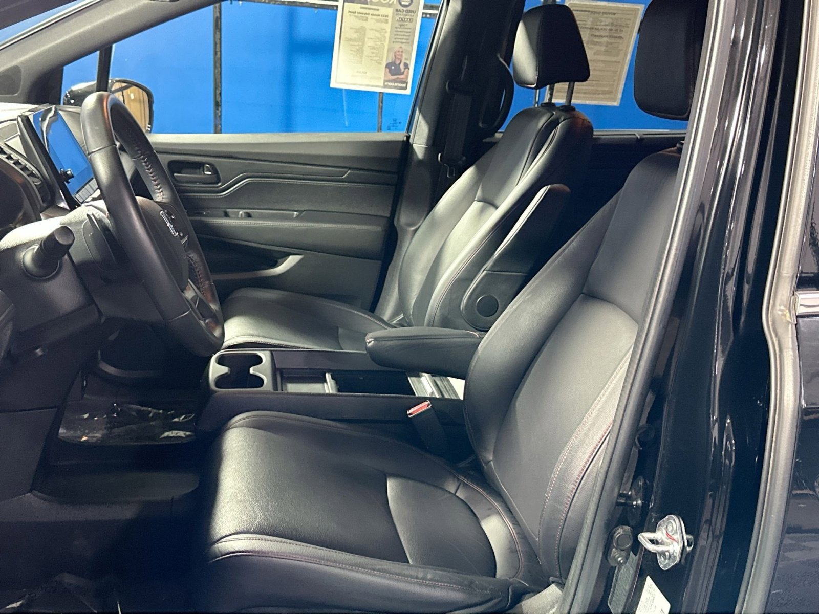 Used 2023 Honda Odyssey Sport image 13