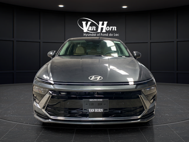 New 2026 Hyundai Sonata Limited FWD image 2