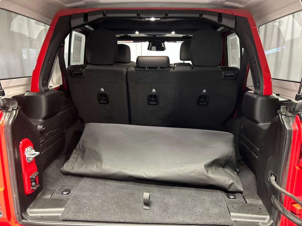 Used 2025 Jeep Wrangler Unlimited Rubicon 4xe w/ Safety Group AWD/4WD image 24