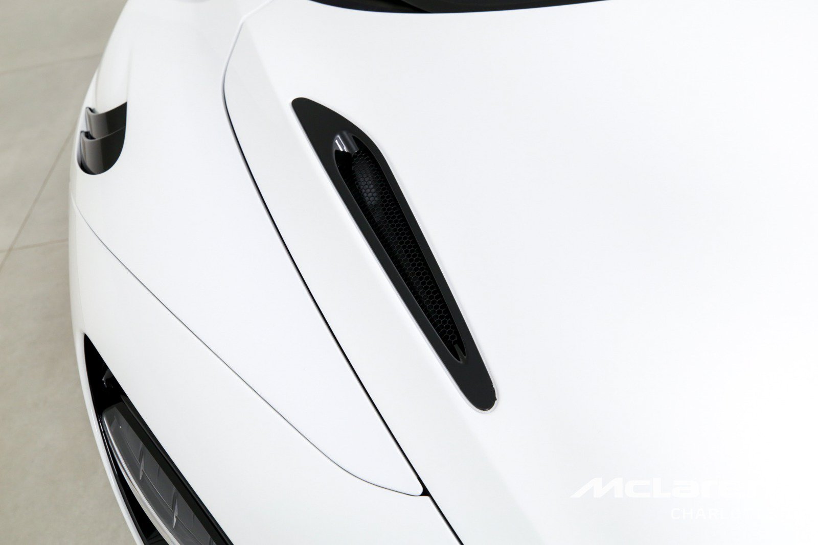Used 2024 McLaren 750S Spider RWD image 29