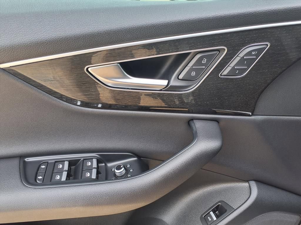 Used 2020 Audi Q7 3.0T Premium Plus w/ Premium Plus Package image 22