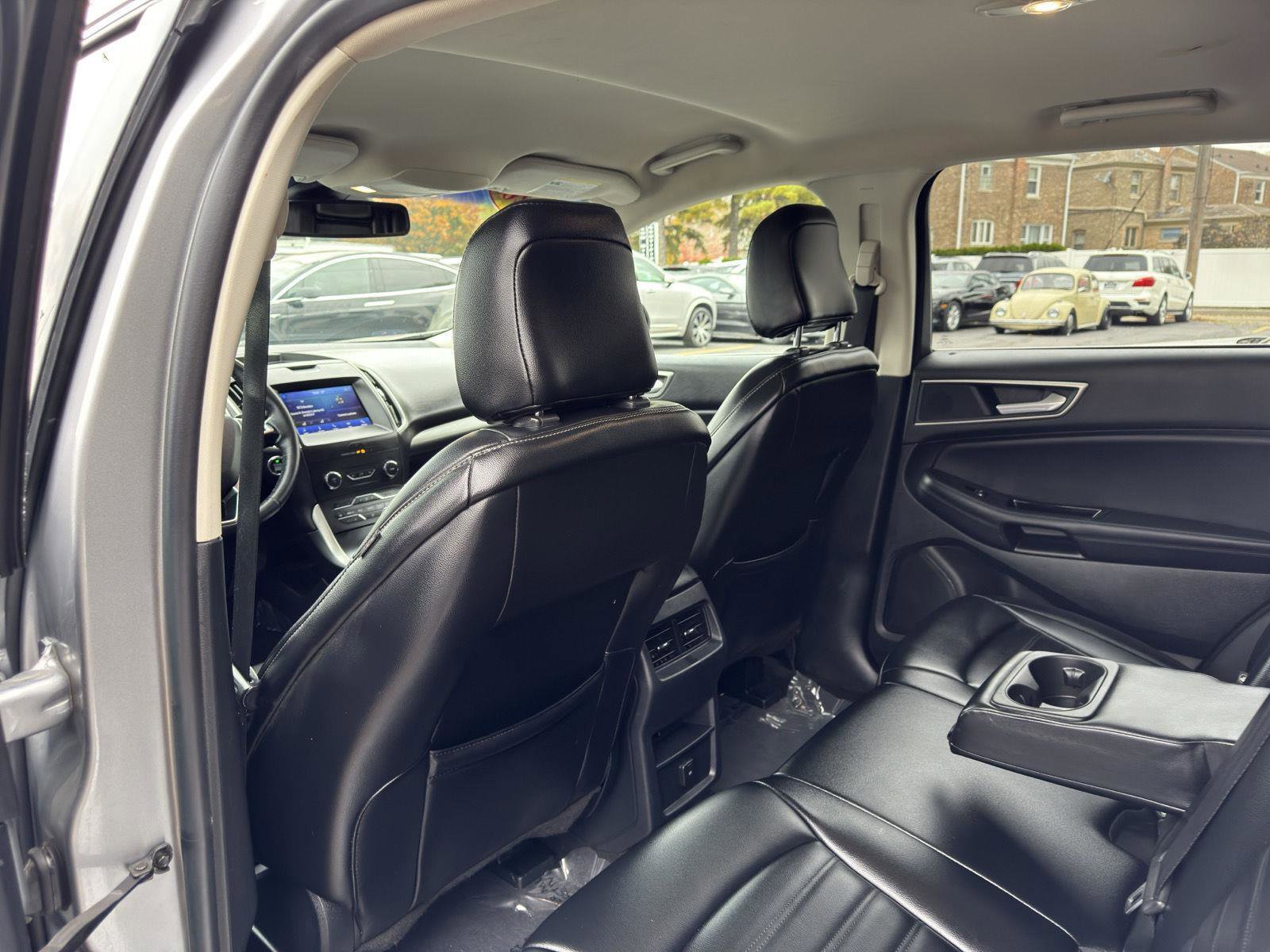 Used 2020 Ford Edge SEL image 36