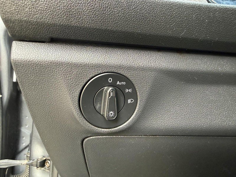 Used 2020 Volkswagen Jetta SE image 18