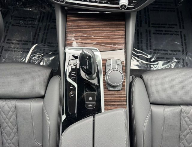 Certified 2023 BMW 530e xDrive w/ Premium Package AWD/4WD image 26