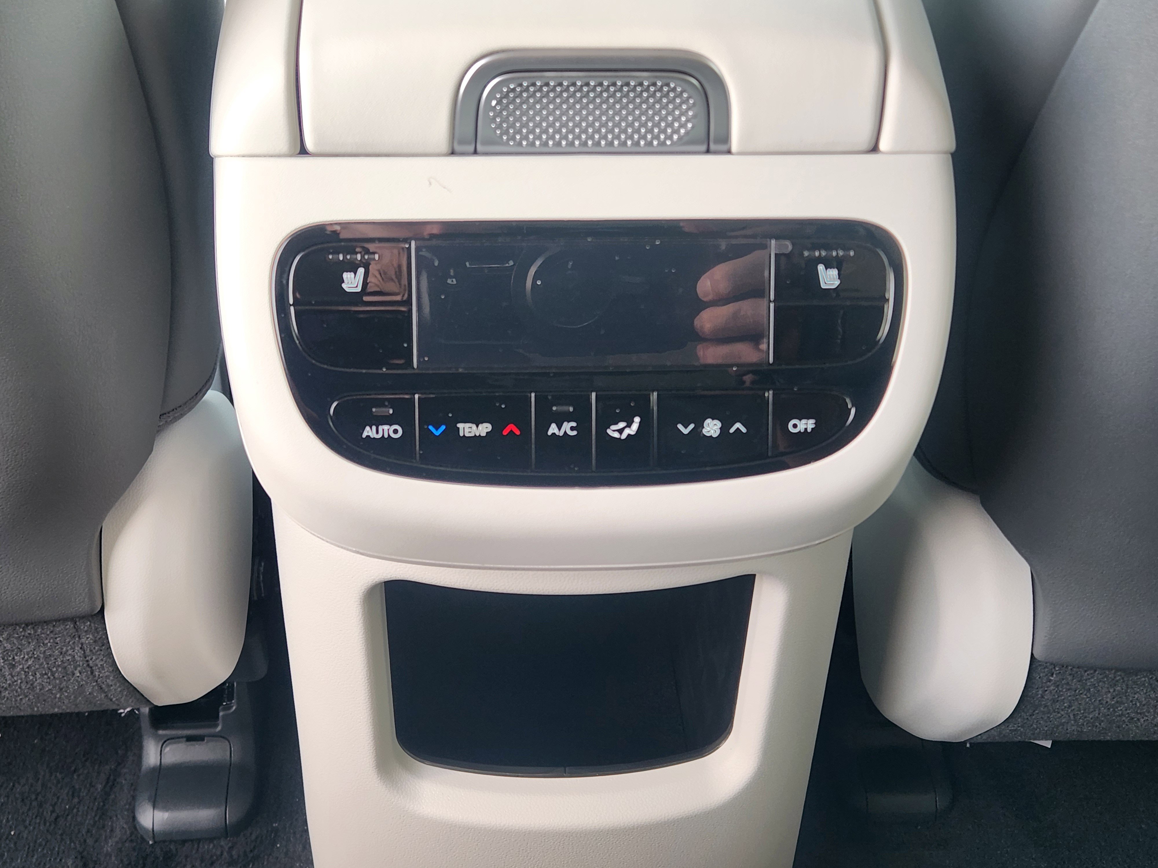New 2026 Hyundai Ioniq 9 SEL AWD/4WD image 29