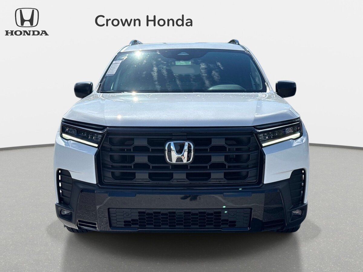 New 2026 Honda Pilot Sport image 2