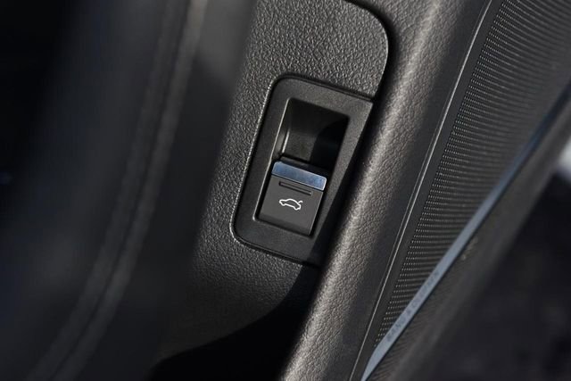 Used 2023 Audi A6 Premium Plus w/ Premium Plus Package image 9