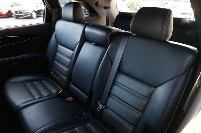 Used 2017 Kia Sorento SX image 11