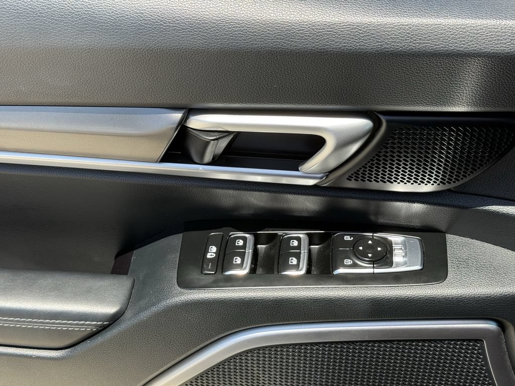 Used 2025 Kia Telluride S AWD/4WD image 23