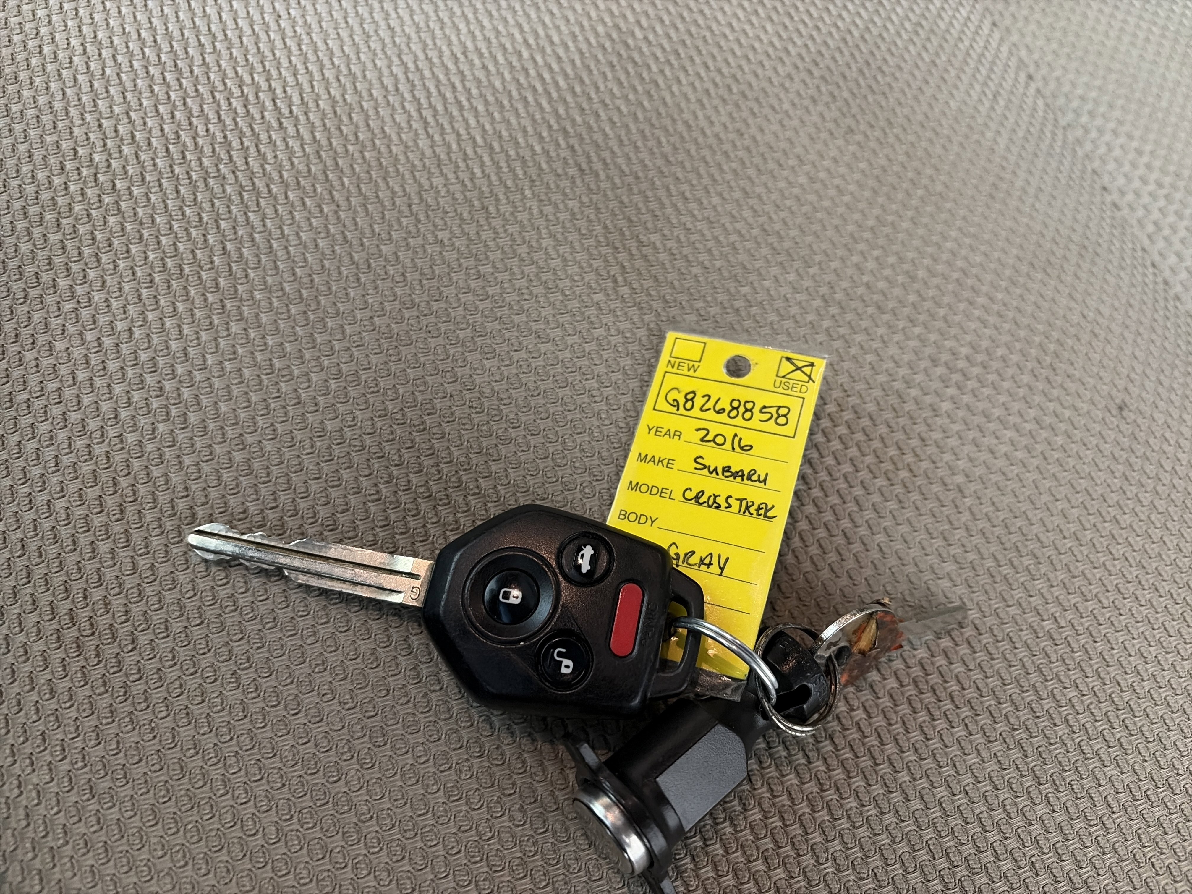 Used 2016 Subaru Crosstrek 2.0i Premium w/ Moonroof Package image 32