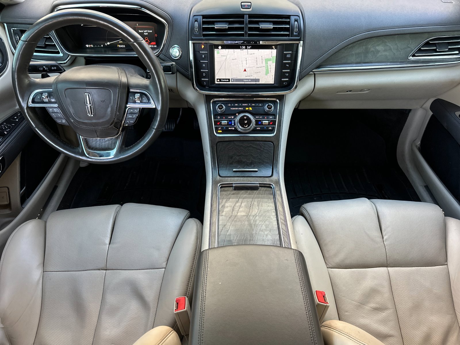 Used 2017 Lincoln Continental Reserve w/ Technology Package image 13