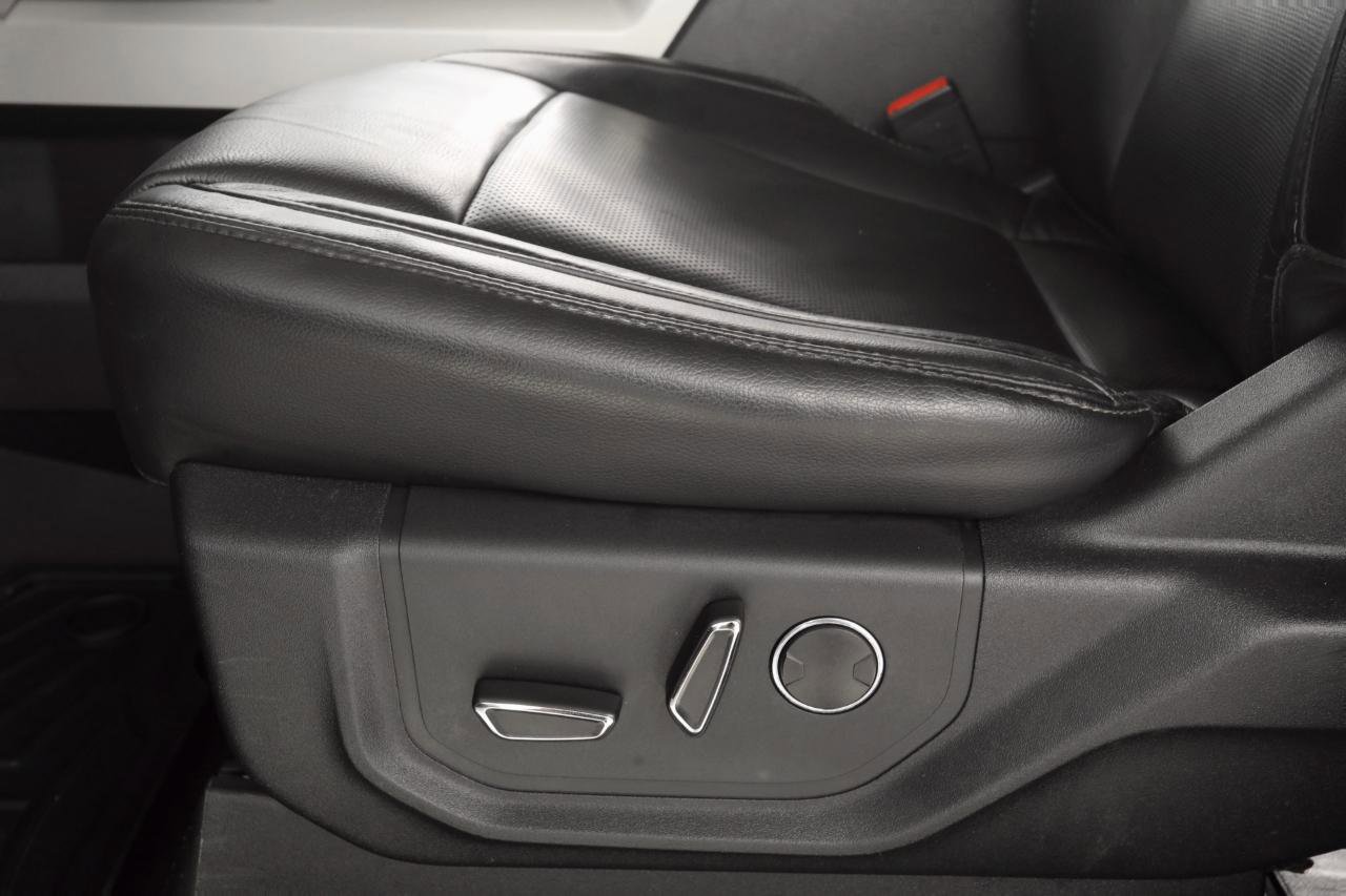 Used 2019 Ford F250 Lariat image 30