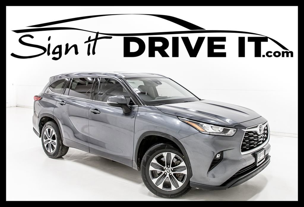 Used 2020 Toyota Highlander XLE FWD image 1