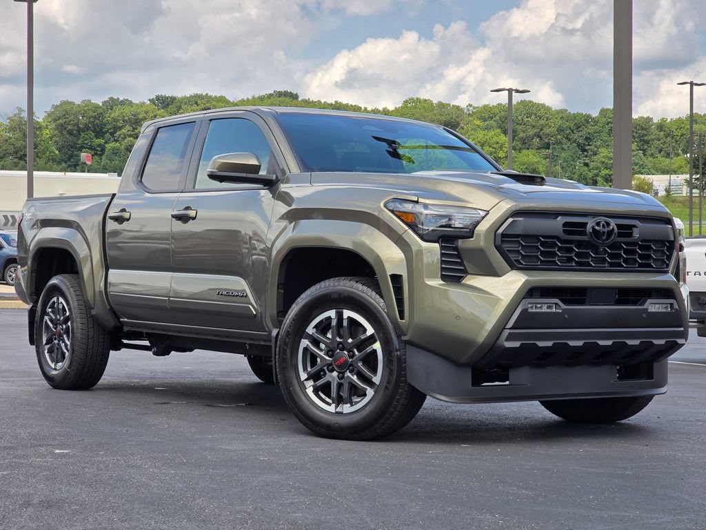 New 2026 Toyota Tacoma TRD Sport AWD/4WD image 2