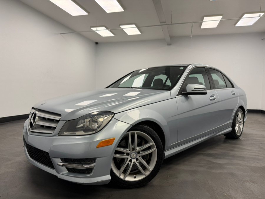 Used 2013 Mercedes-Benz C 300 4MATIC Sedan image 18