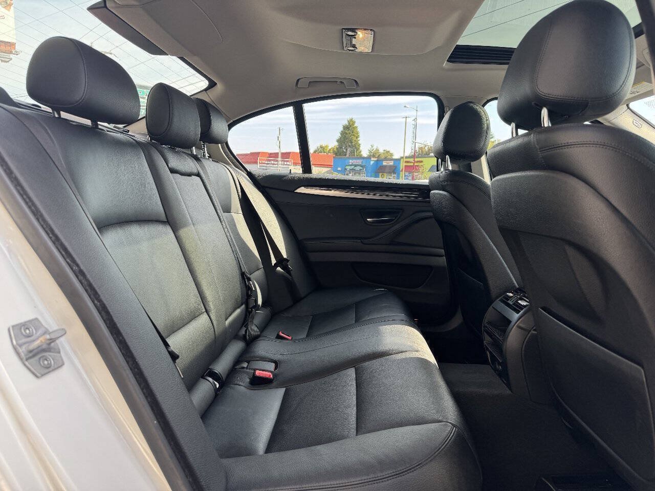 Used 2015 BMW 528i Sedan RWD image 19