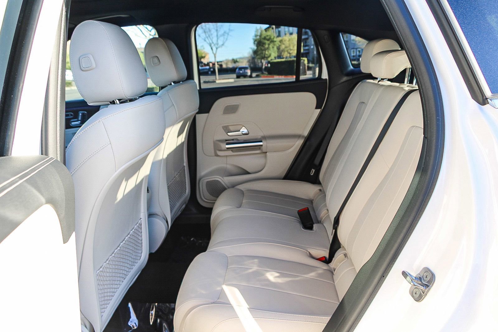 Certified 2024 Mercedes-Benz GLA 250 4MATIC image 19