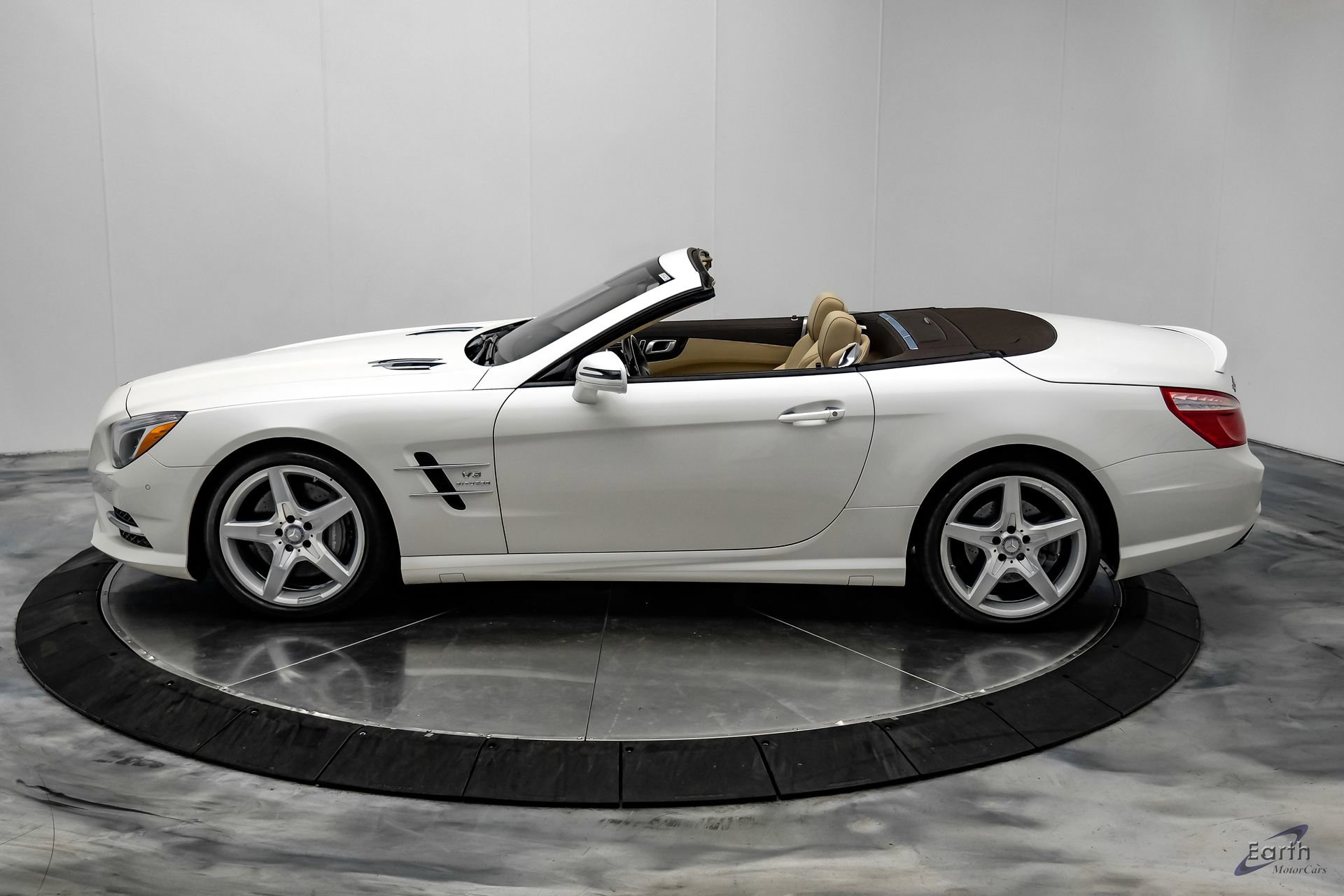 Used 2014 Mercedes-Benz SL 550 SL550 Roadster image 7