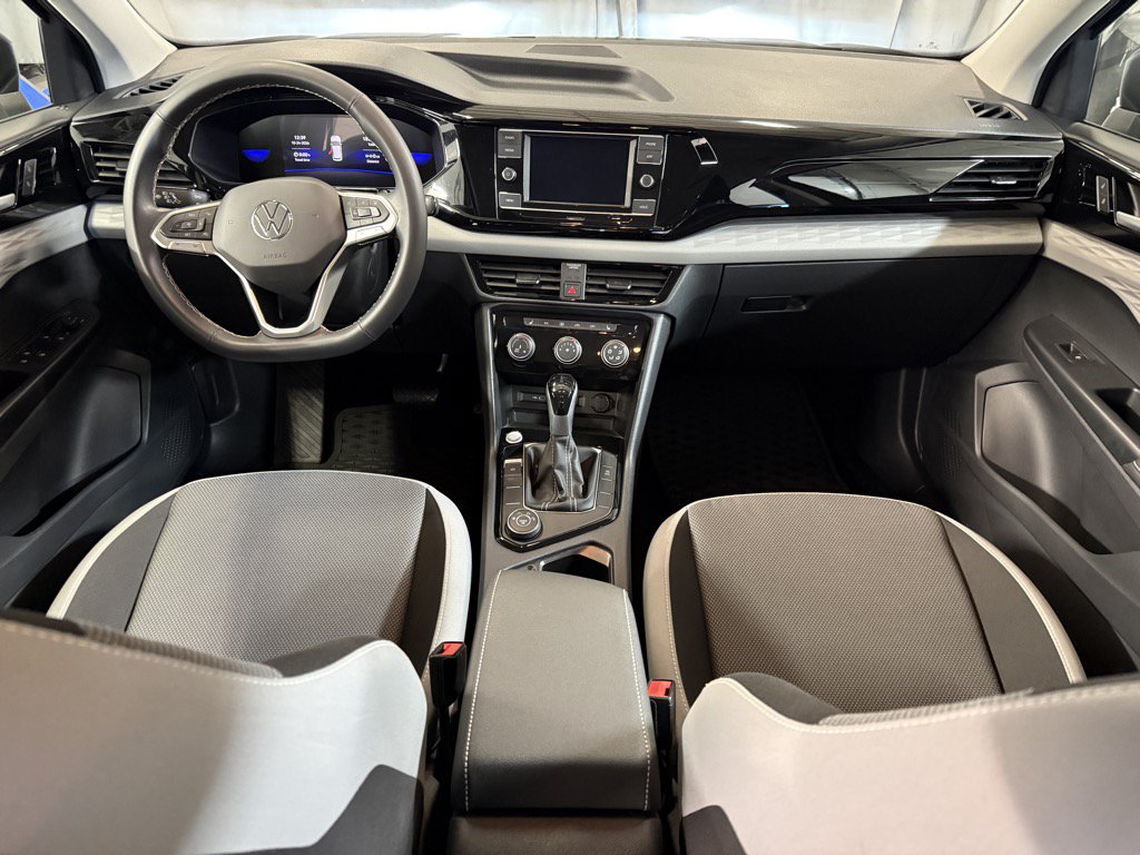 Certified 2024 Volkswagen Taos S AWD/4WD image 2
