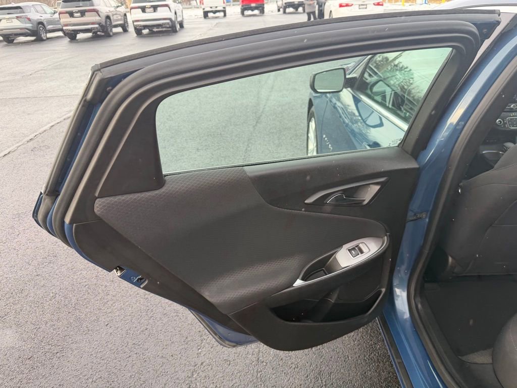 Used 2024 Chevrolet Malibu LT image 20