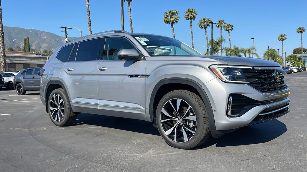 New 2025 Volkswagen Atlas SEL Premium R-Line AWD/4WD image 1