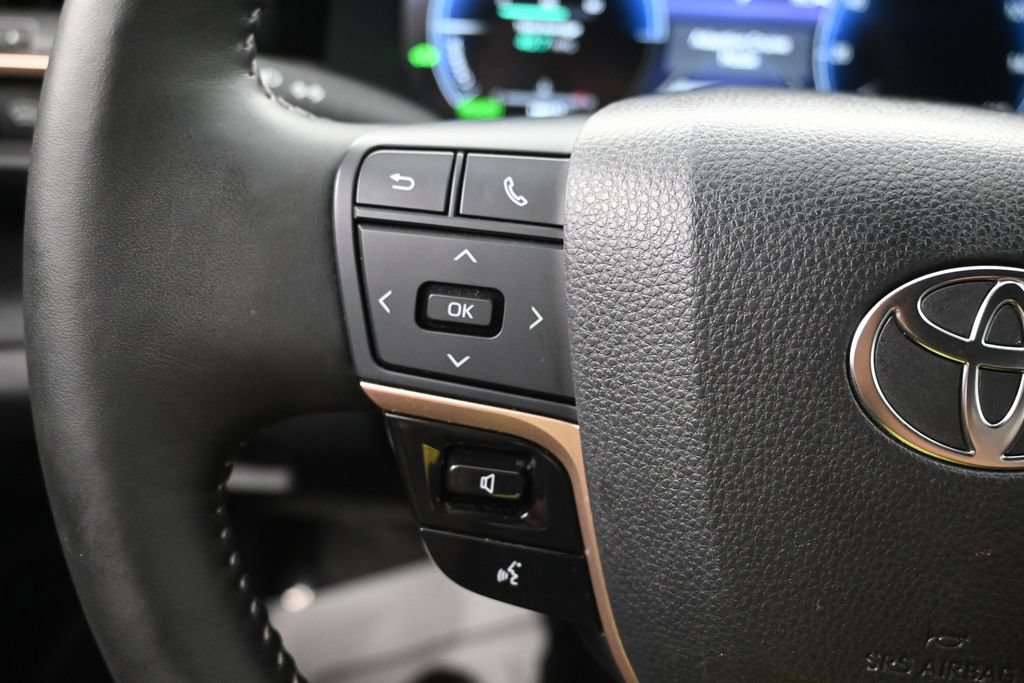 Used 2026 Toyota Crown AWD/4WD image 21
