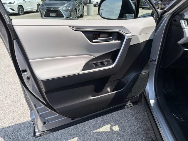 Used 2023 Toyota RAV4 XLE w/ Convenience Package AWD/4WD image 17