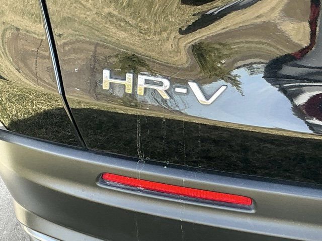 Used 2025 Honda HR-V Sport image 9