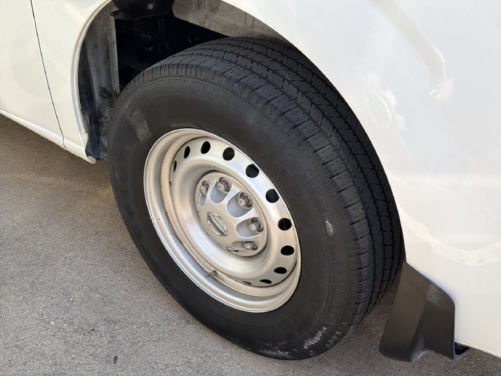 Used 2019 Nissan NV 2500 S RWD image 4