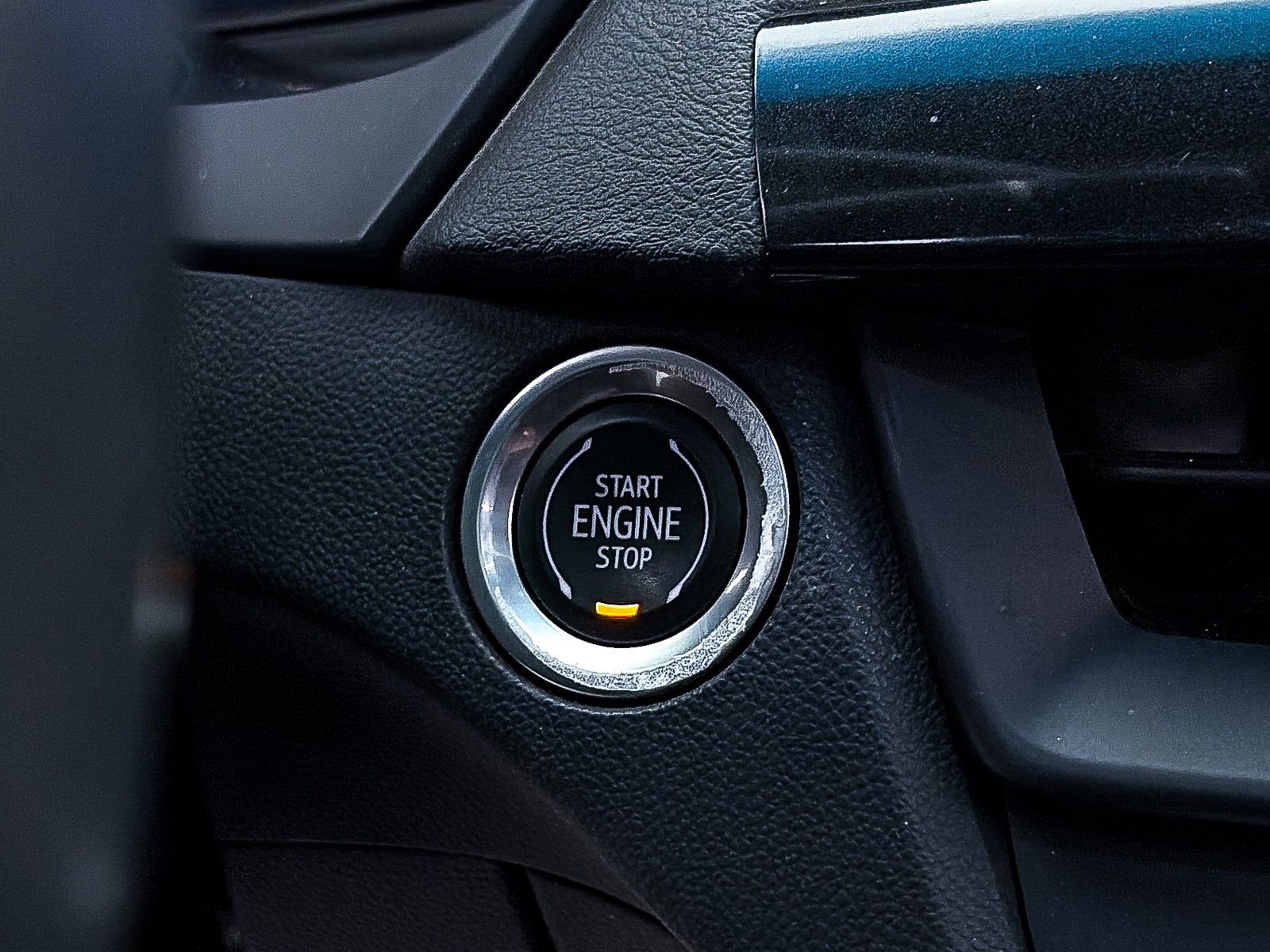 Used 2022 Cadillac CT4 V w/ Navigation Package image 28