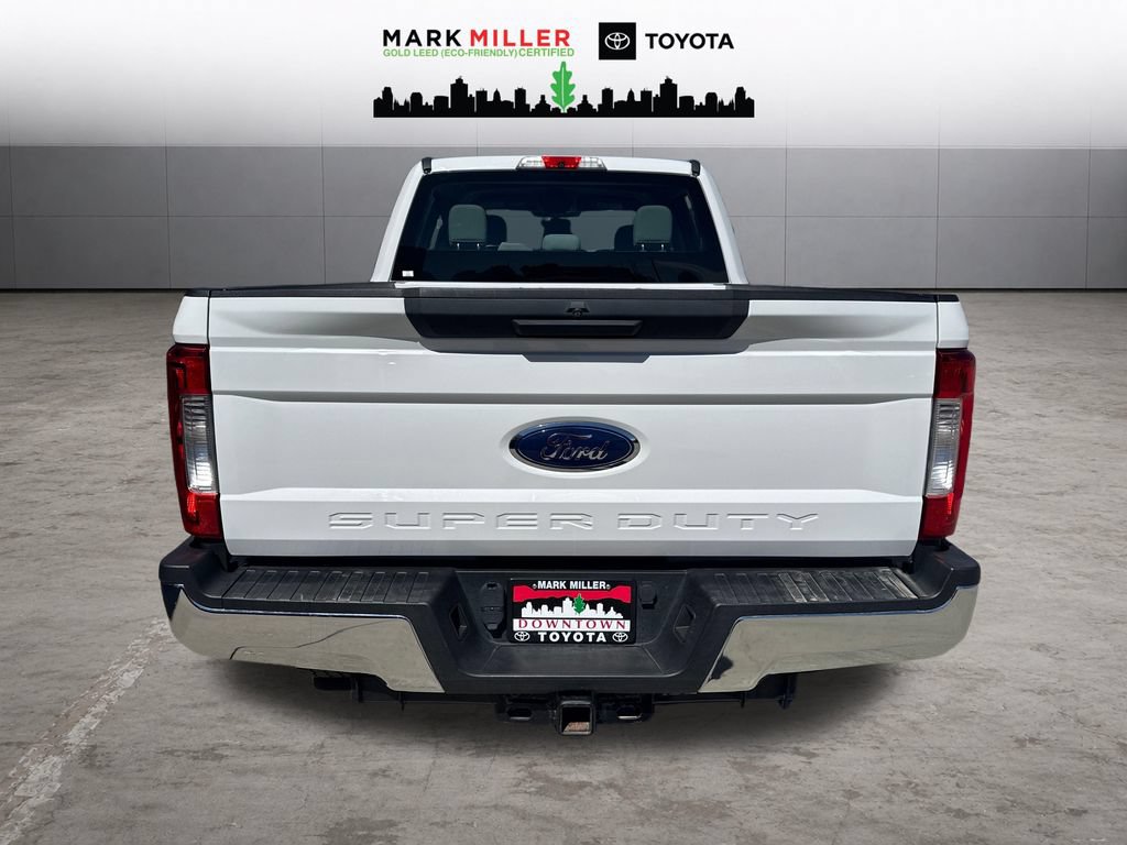 Used 2019 Ford F250 XL w/ STX Appearance Package AWD/4WD image 4