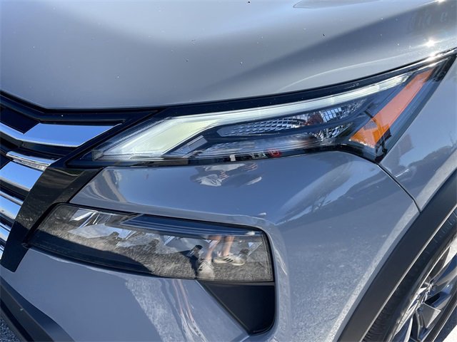 New 2026 Nissan Rogue SV image 13