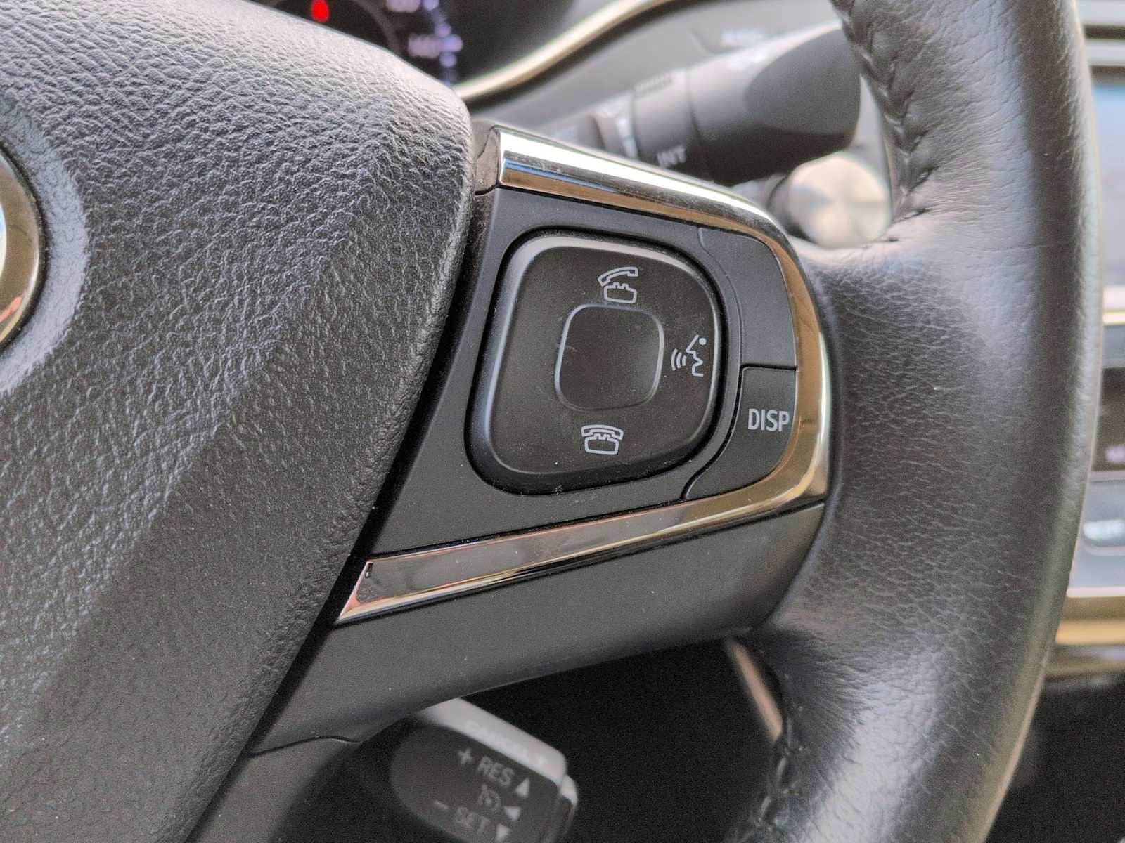 Used 2015 Toyota Avalon XLE Touring image 27