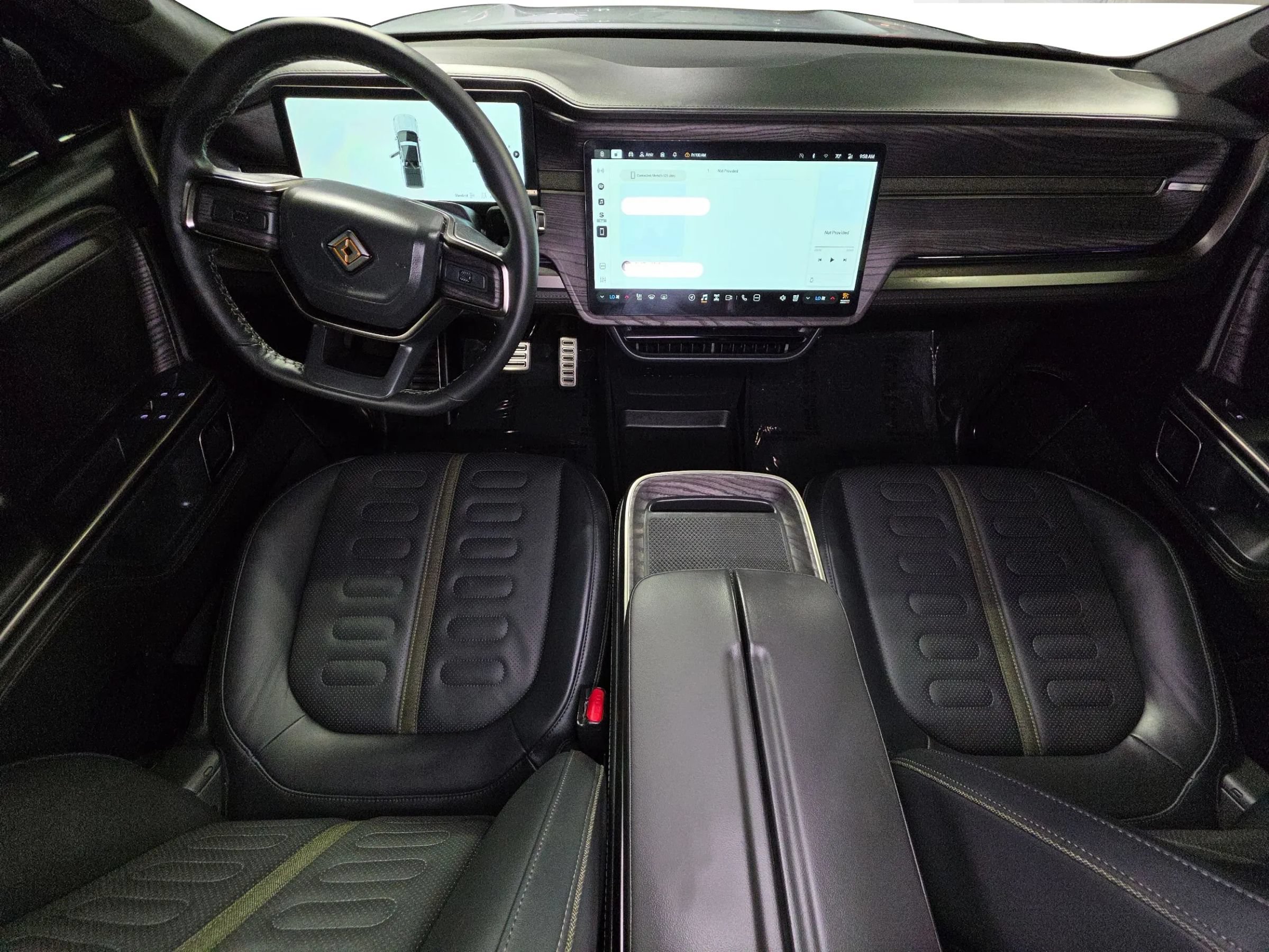 Used 2023 Rivian R1T Adventure AWD/4WD image 24