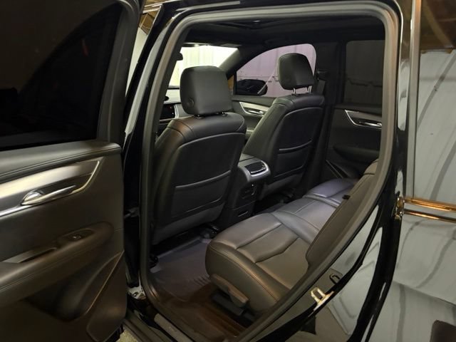 Used 2024 Cadillac XT6 Luxury w/ LPO, Floor Liner Package AWD/4WD image 27
