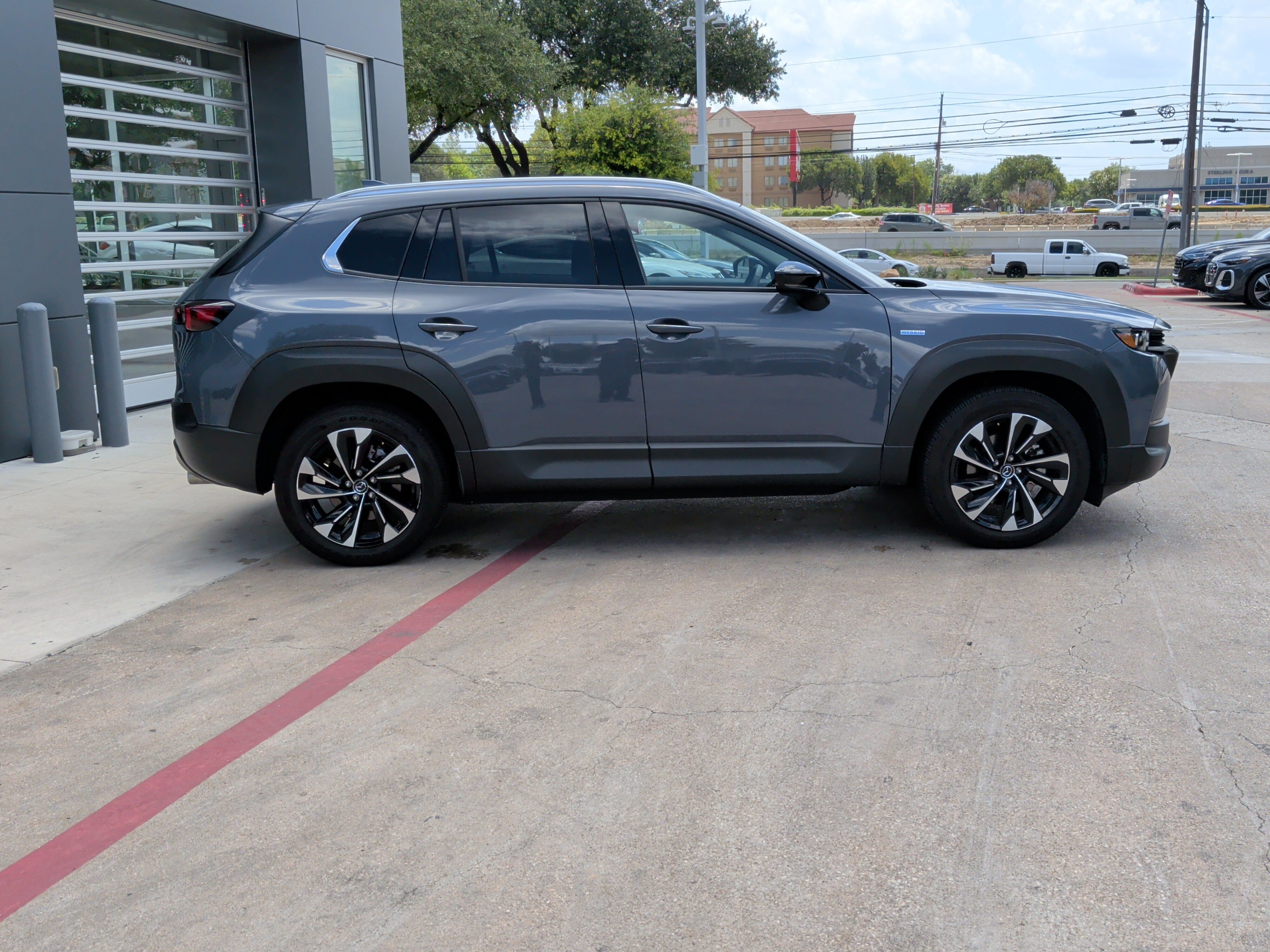 Used 2025 MAZDA CX-50 2.5 Hybrid w/ Premium Plus Pkg AWD/4WD image 11