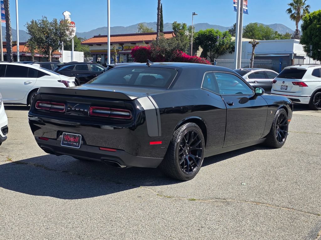 Used 2018 Dodge Challenger R/T Scat Pack RWD image 5